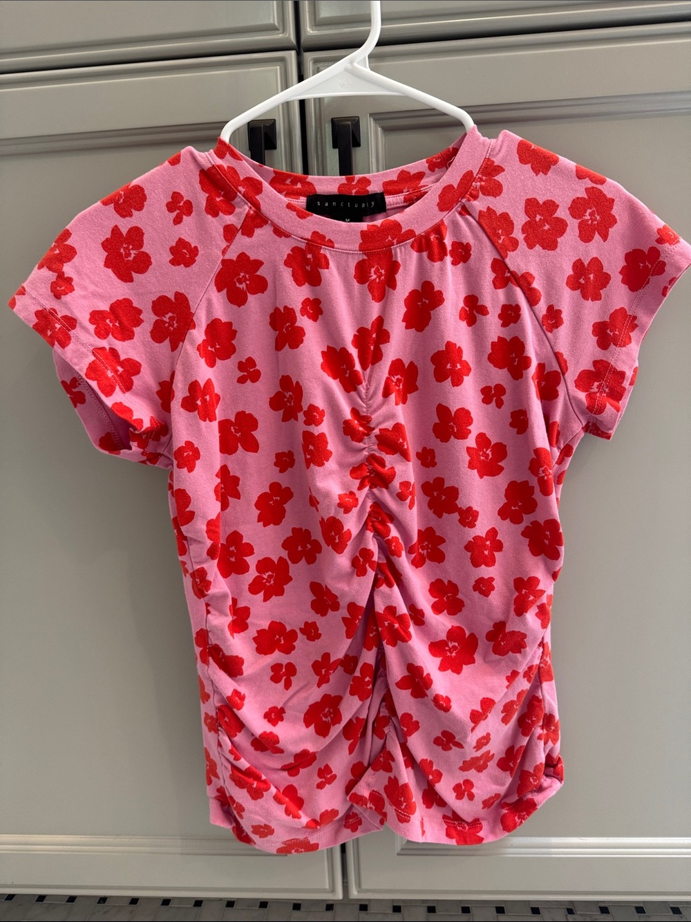 Sanctuary Pink Tee with Red Floral Print and Front Ruching Size M